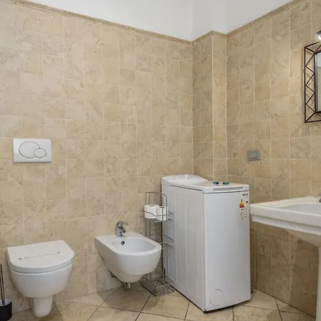 Liberta House Apartment