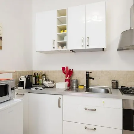 Liberta House-ascensore-lift-no Ztl *